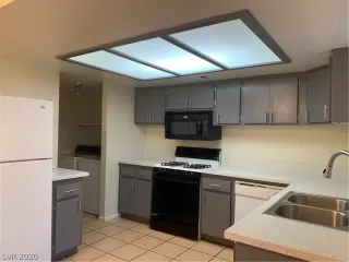 Photo #2: 2249104 Listing 