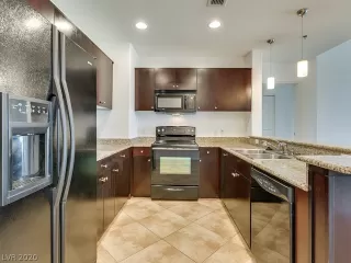 Photo #2: 2249136 Listing