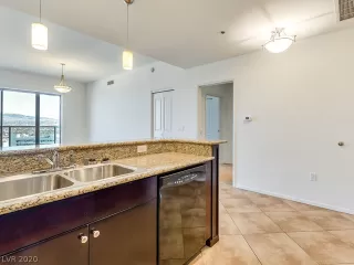 Photo #4: 2249136 Listing