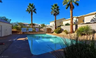 Photo #4: 2249203 Listing