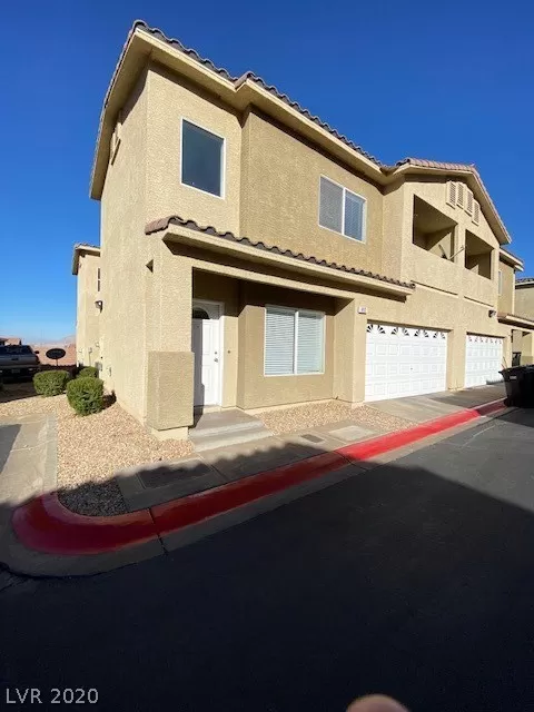 MLS: 2249212 Condo For Sale