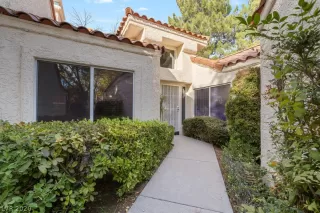 Photo #1: 2249227 Listing