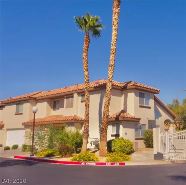 MLS: 2249272 Condo For Sale