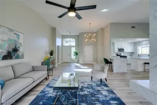 Photo #4: 2249290 Listing