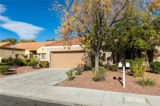 Photo #5: 2249290 Listing