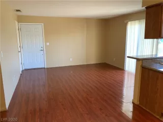 Photo #1: 2249296 Listing