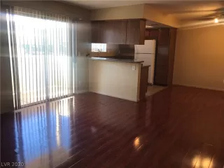 Photo #2: 2249296 Listing