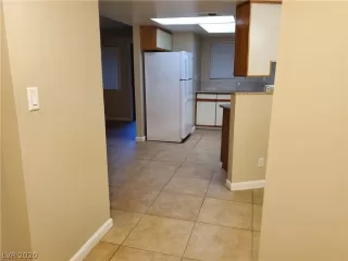 Photo #5: 2249301 Listing 