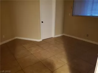 Photo #6: 2249301 Listing 