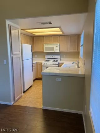 Photo #6: 2249307 Listing 