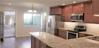 Photo #3: 2249324 Listing 