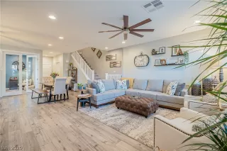 Photo #4: 2249342 Listing 