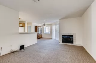 Photo #4: 2249345 Listing