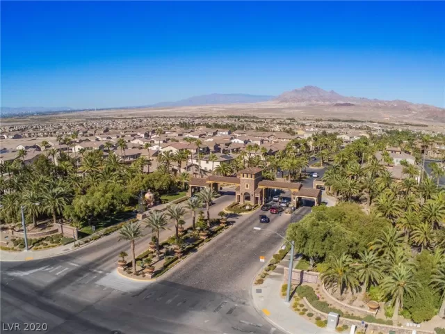 MLS: 2249346 Condo For Sale