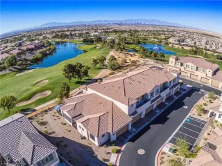 Photo #2: 2249346 Listing