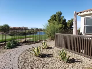 Photo #4: 2249346 Listing