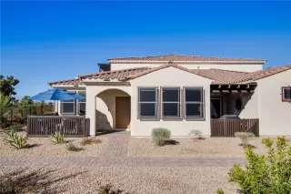 Photo #5: 2249346 Listing