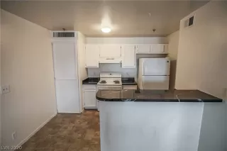 Photo #2: 2249350 Listing 