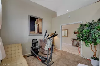 Photo #6: 2249379 Listing