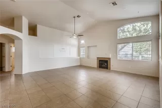 Photo #2: 2249385 Listing 