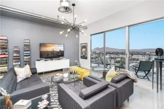 Photo #1: 2249484 Listing