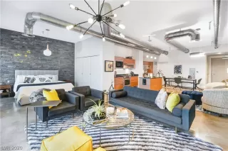 Photo #2: 2249484 Listing