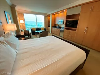 Photo #2: 2249536 Listing