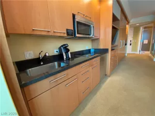 Photo #5: 2249536 Listing