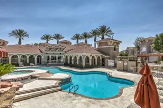 Photo #1: 2249543 Listing