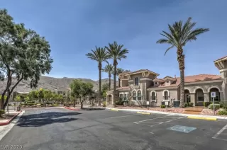 Photo #6: 2249543 Listing