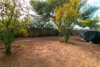 Photo #5: 2249583 Listing