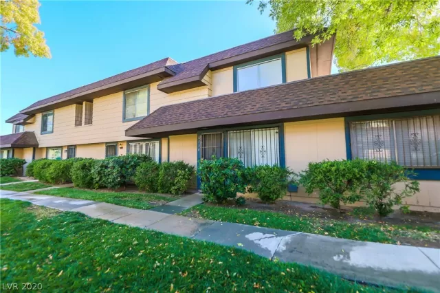 MLS: 2249603 Condo For Sale