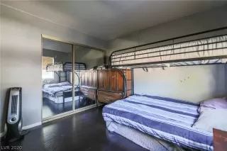 Photo #1: 2249603 Listing