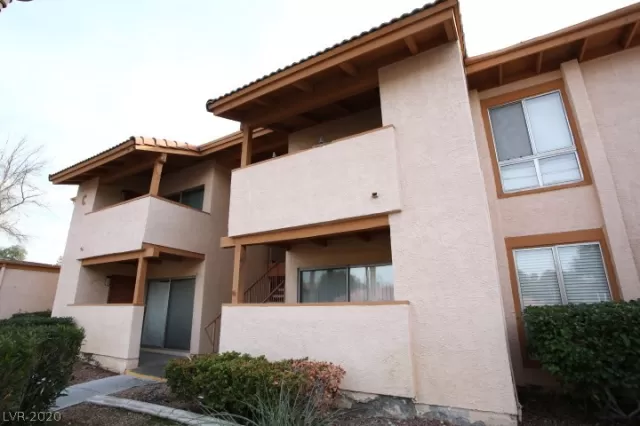 MLS: 2249640 Condo For Sale