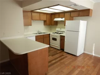 Photo #4: 2249666 Listing 