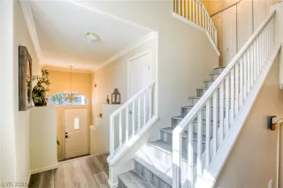 Photo #3: 2249682 Listing