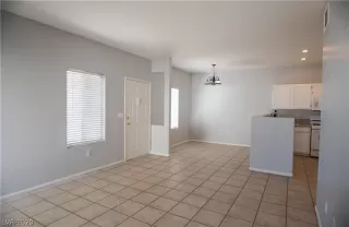 Photo #3: 2249684 Listing 