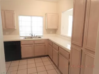 Photo #6: 2249704 Listing 