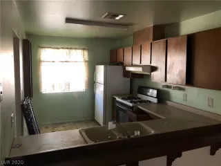 Photo #6: 2249723 Listing