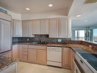 Photo #6: 2249732 Listing