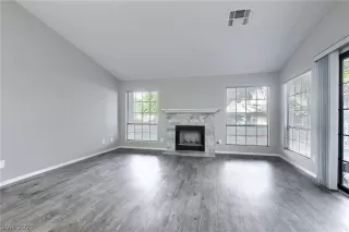 Photo #4: 2249775 Listing 