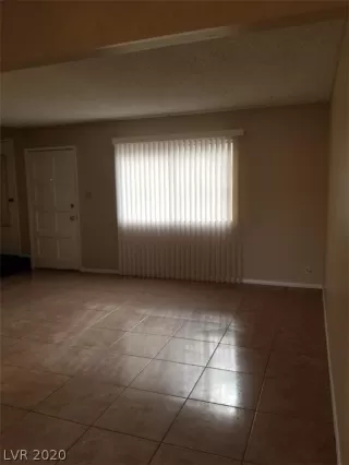 Photo #3: 2249792 Listing