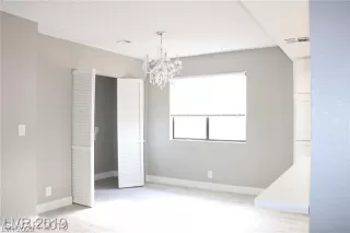 Photo #6: 2249845 Listing 