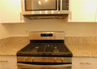 Photo #3: 2249870 Listing 