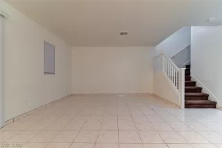 Photo #3: 2249886 Listing 