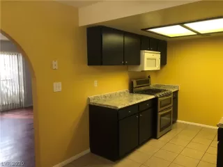 Photo #3: 2249896 Listing 