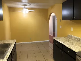 Photo #4: 2249896 Listing 