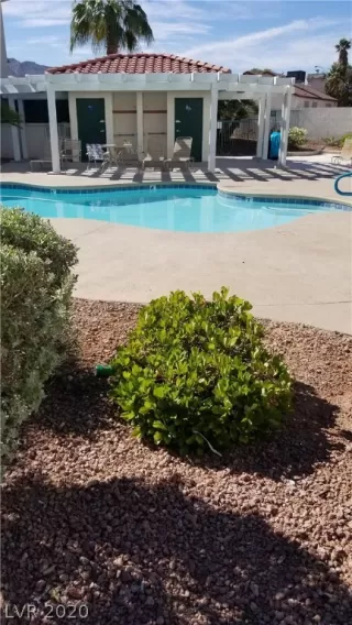 Photo #3: 2249900 Listing 