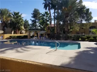 Photo #6: 2249908 Listing 