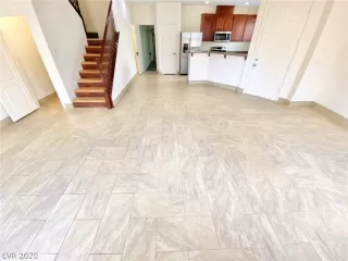 Photo #3: 2249922 Listing 